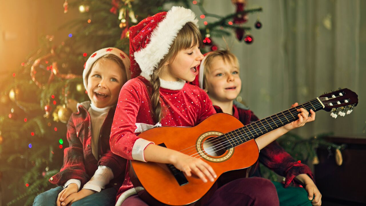 The Stories Behind 4 Popular Christmas Carols Jellytelly Parents